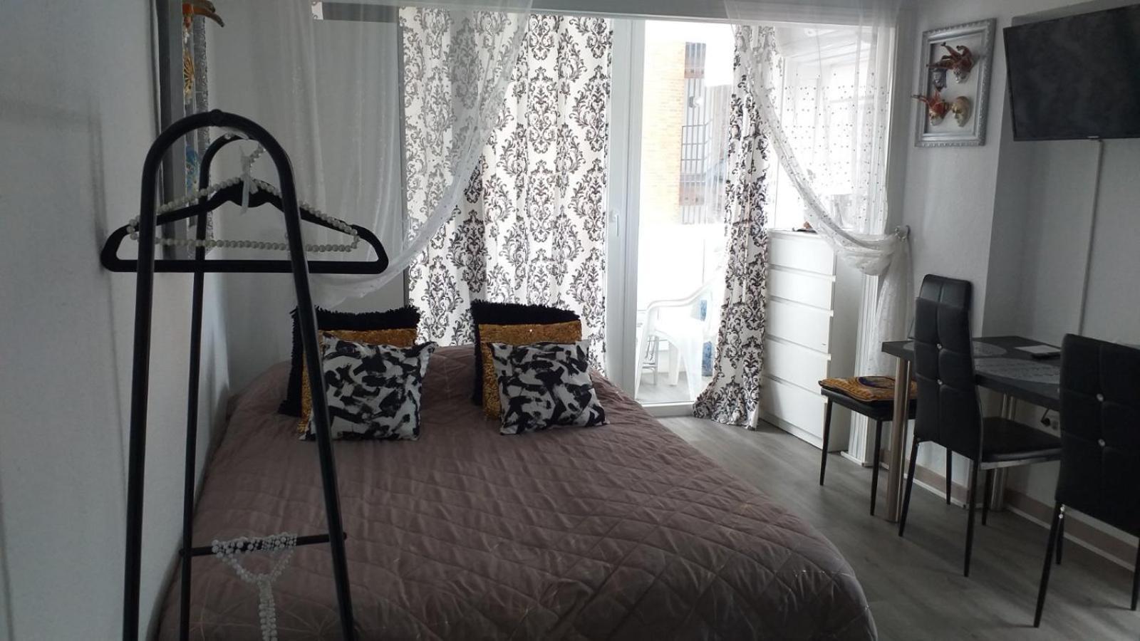 Inlesa 5A Holiday Apt With Pool Бенідорм Екстер'єр фото